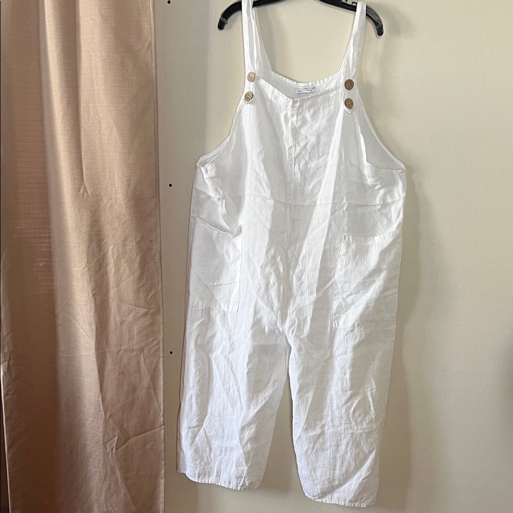 Elegant White Linen Garment
